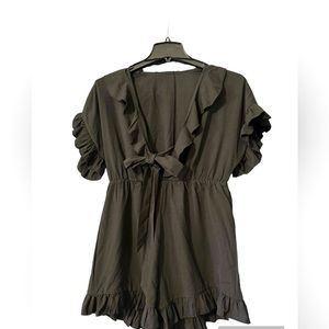 Vacation Romper -So Cute!!  NWT